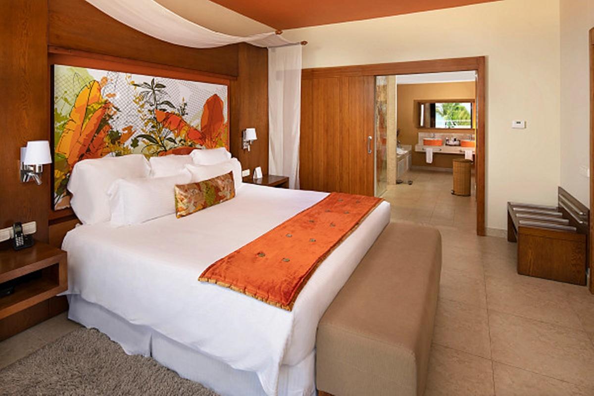 Breathless Punta Cana Resort & Spa (Adults Only) Dış mekan fotoğraf A bedroom at the Hard Rock Hotel