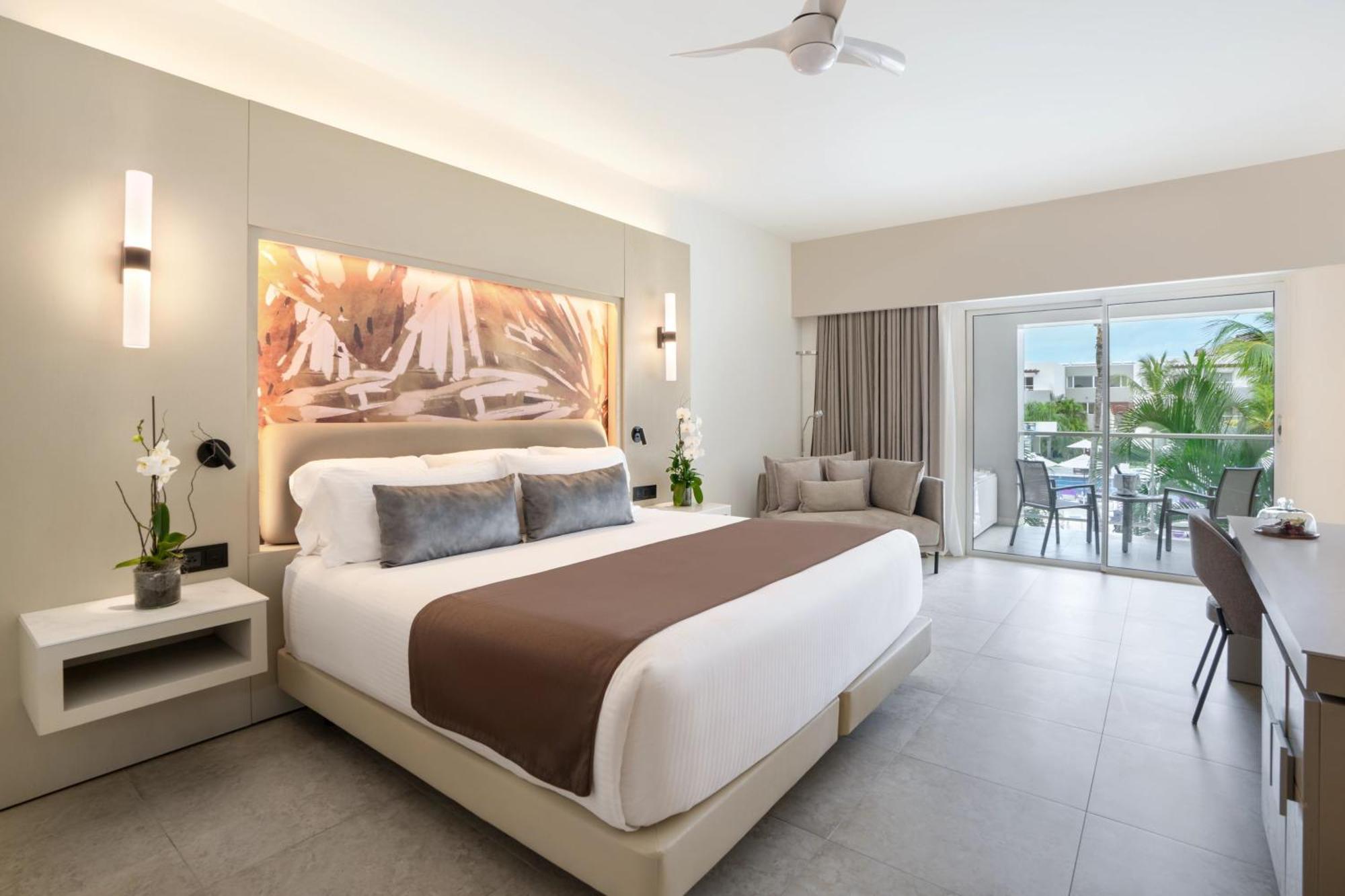 Breathless Punta Cana Resort & Spa (Adults Only) Dış mekan fotoğraf Junior Suite Ocean View