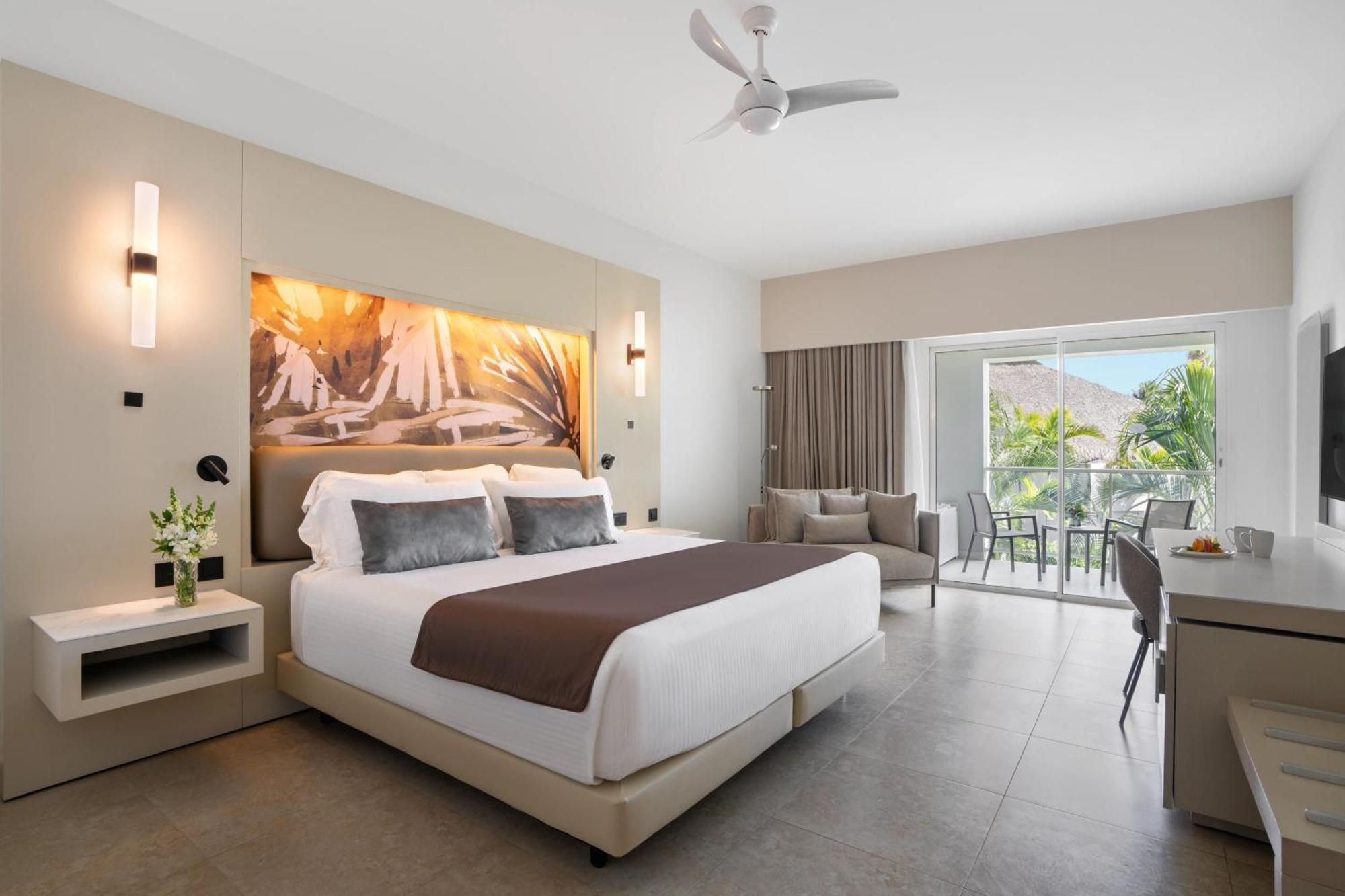 Breathless Punta Cana Resort & Spa (Adults Only) Dış mekan fotoğraf Junior Suite
