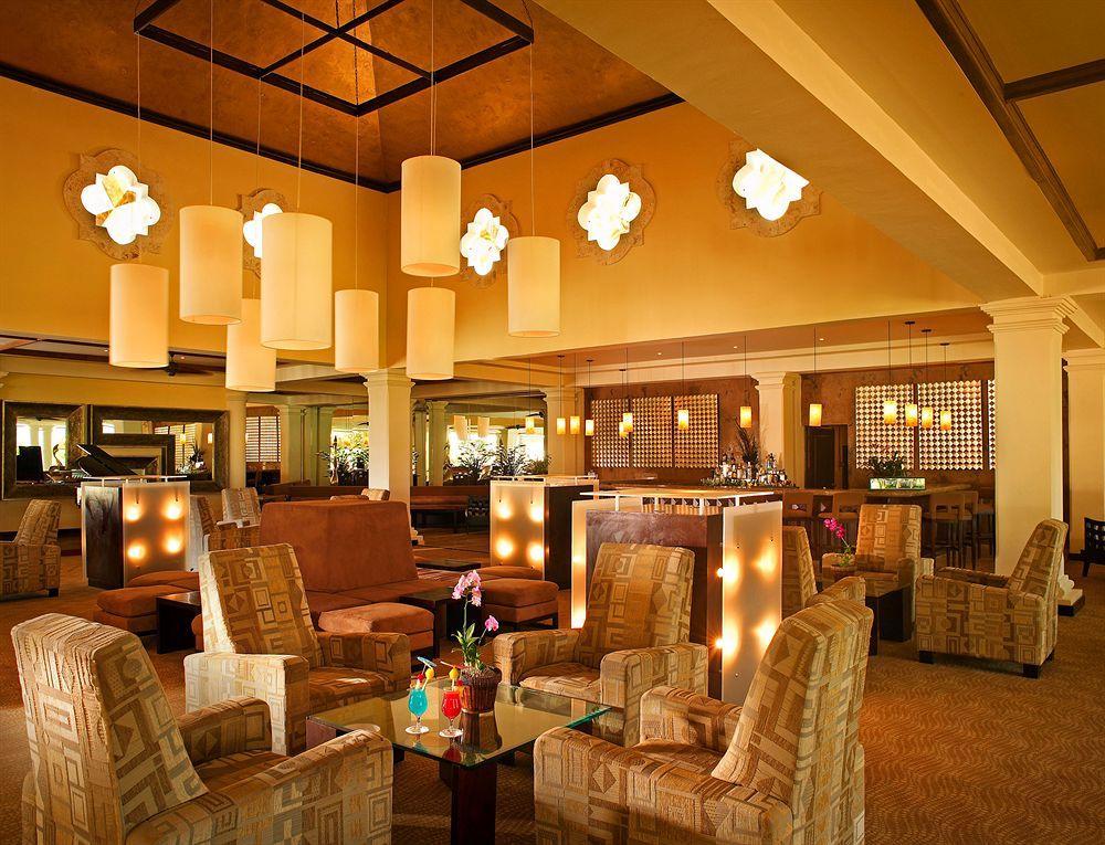 Breathless Punta Cana Resort & Spa (Adults Only) Dış mekan fotoğraf The lobby of the hotel